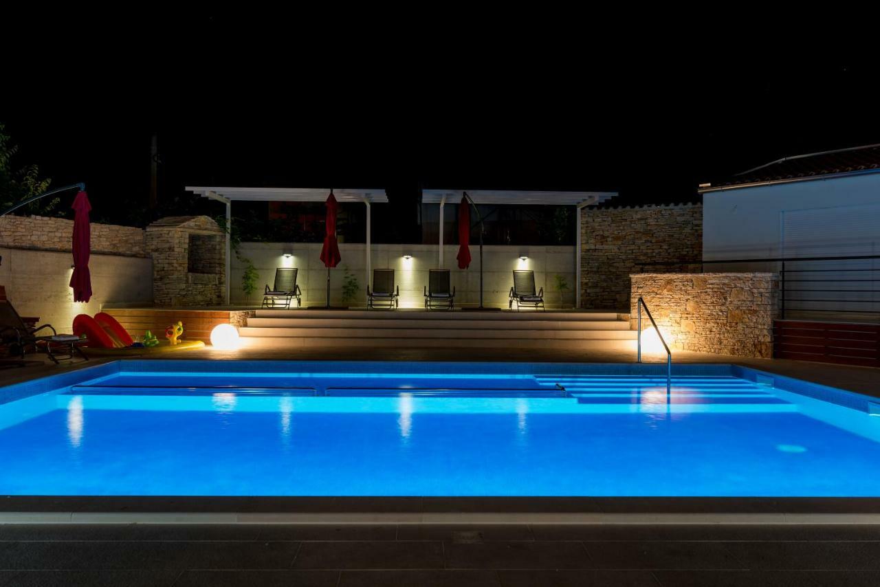 Villa Anja 1St Floor بيروغ المظهر الخارجي الصورة