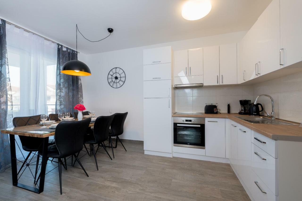 Villa Anja 1St Floor بيروغ المظهر الخارجي الصورة